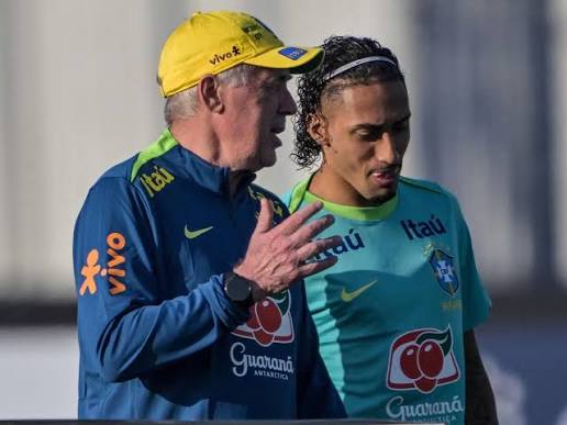 Carlo Ancelotti konfirmon rikthimin e Raphinhas, por Brazili humb Paquetan para sfidës me Norvegjinë