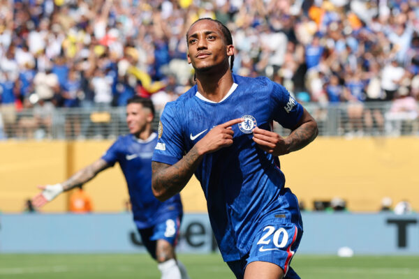 Chelsea i “mbyll derën” Barcelonës për sulmuesin brazilian: Për ne është i paprekshëm