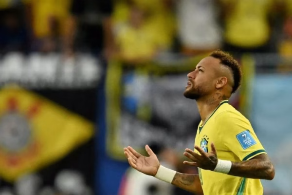Neymar konfirmon tërheqjen nga Brazili