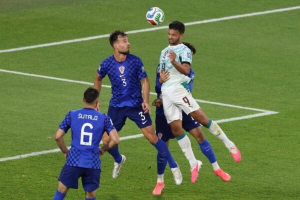 Botërori 2026/ Ronaldo dhe Ramos përmbysin Kroacinë, në Ontario dueli nuk ka fund mes shtesës XXL dhe teknologjisë