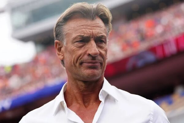 Hervé Renard largohet nga Tunizia pas vetëm dy ndeshjesh si trajner, e pason Moïne Chaabani