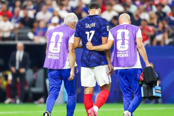 Arsenal e nis sezonin e ri me një lajm të keq, Saliba do të mungojë për një periudhë të gjatë pas dëmtimit