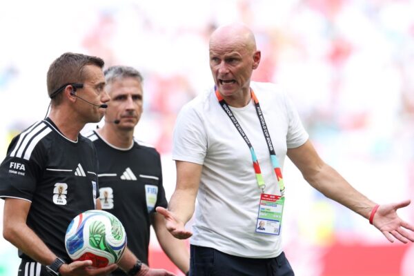 Botërori 2026/ Ståle Solbakken i tërbuar me Turpin dhe FIFA-n, goli i barazimit i Anglisë erdhi pas një “asisiti” të… kamerës merimangë