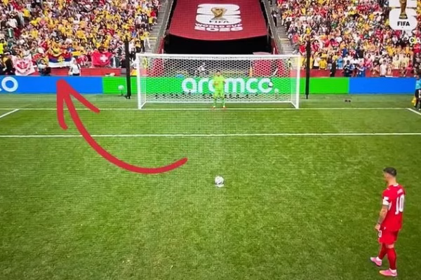 Xhaka u provokua me flamur të Serbisë në duelin me Kolumbinë