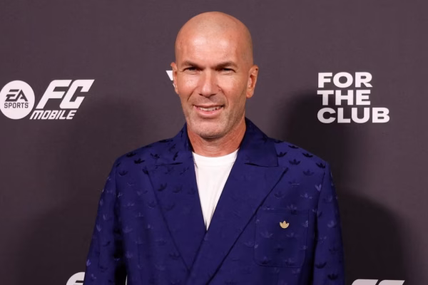 Zidane zyrtarizohet në krye të Francës