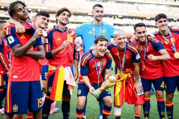 PSG arrin marrëveshje personale me yllin e Barcelonës