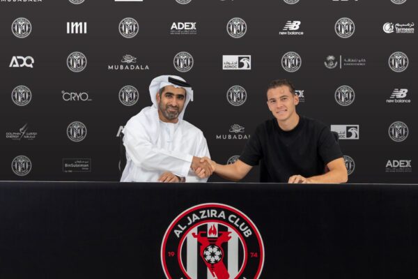 Zyrtare: Kristjan Asllani bashkohet me Al-Jazira-n