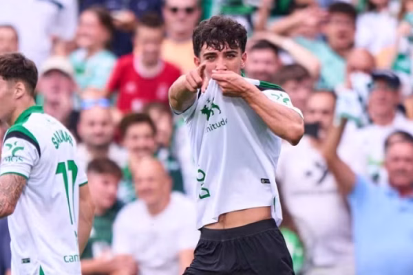 Real Madrid e transferon talentin e ri të Racing Santander