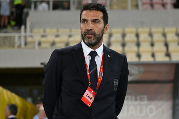 “Drejtues te Juventusi? Nëse më telefonojnë vetëm pse jam Buffon, do të ndihesha i ofenduar”