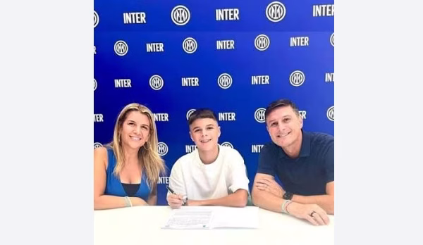 Zanetti vazhdon dinastinë te Interi, djali i tij nënshkruan me klubin “zikaltër”