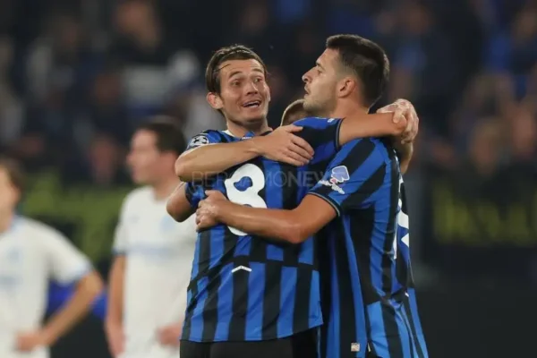 De Roon, çfarë mesazhi të ndjerë për Gjimshitin: Si gjenden fjalët? Gjesti yt pas “Europa League”…
