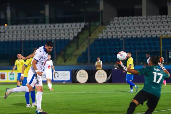 Drita drejt play-off, Shkëndija humb provën e parë