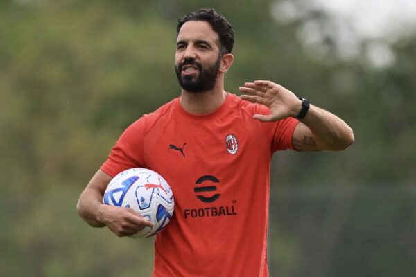 Humbja që alarmoi Milanin, Amorim para dilemës së madhe