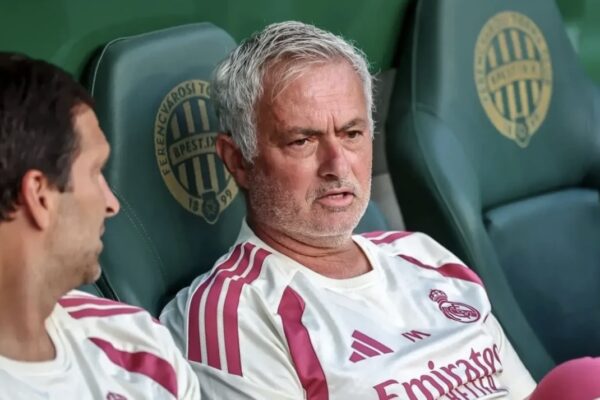 Real Madrid pritet t’i bëjë një dhuratë Mourinhos një super transfer
