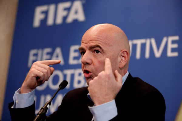 Infantino sërish pjesë e një skandali tjetër të FIFA-së
