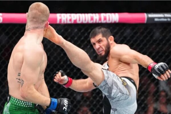 Islam Makhachev i pamposhtur/ Thyen rekordin e fitoreve radhazi në UFC, mund Ian Machado Garry pas 5 raundeve dhe mbron titullin (Video)