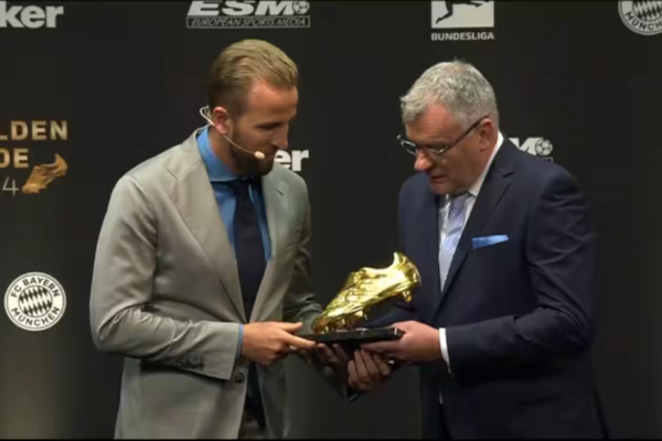 Harry Kane merr “Këpucën e Artë” europiane, çmimi i tillë i dytë për sulmuesin anglez