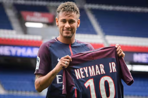 Transferimet më të shtrenjta të të gjitha kohërave: 9 vjet më parë, Neymar te PSG