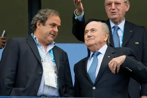 Platini, i ashpër ndaj Infantinos: Ka dështuar, duhet të largohet. Disa e konsiderojnë veten pronarë të futbollit