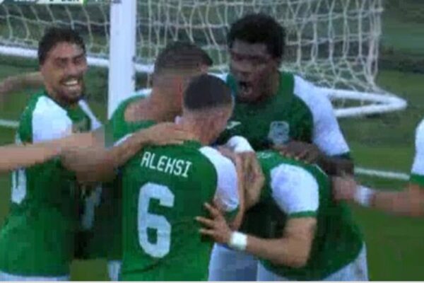 EUROPA LEAGUE: Egnatia dorëzohet në fund, ndeshja shkon në shtesë (video)