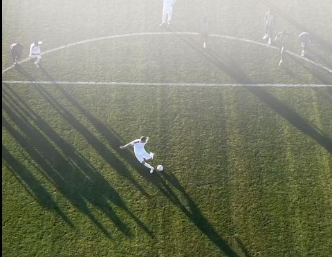 Tirana barazon me Eyüpspor AȘ, Xhixha gabon nga pika e penalltisë