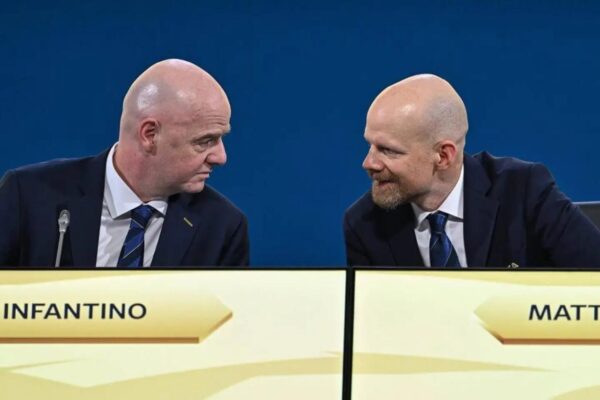 Numri dy i FIFA-s distancohet nga Infantino me një letër drejtuar punonjësve: Individët shkojnë e vijnë…