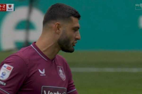 Championship 2026-2027/ Broja rikthehet në fushë, Burnley barazon në shtëpi me West Ham