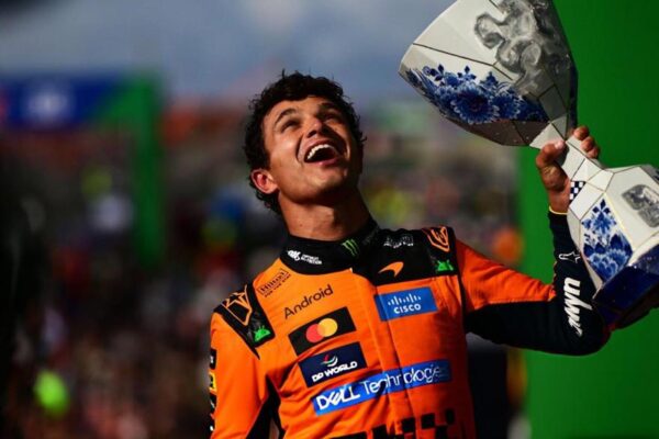 Norris i përgjigjet Verstappen, rinovon me McLaren dhe merr si dhuratë “MCL39” të titullit të 2025-ës
