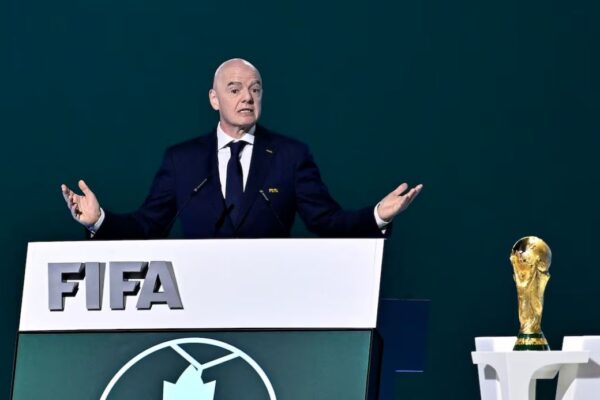 Reagon FIFA: Akuza false, Infantino është zgjedhur në mënyrë demokratike!