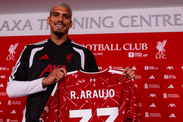 Araujo do të luajë për Liverpulin këtë sezon
