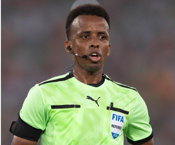 ​Arbitri somalez shkruan histori në Superkupën e UEFA-s pas përjashtimit nga Botërori