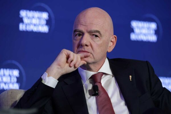 Gianni Infantino nis fushatën për një mandat të ri, siguron mbështetjen e CAF-it, Meksikës dhe Argjentinës