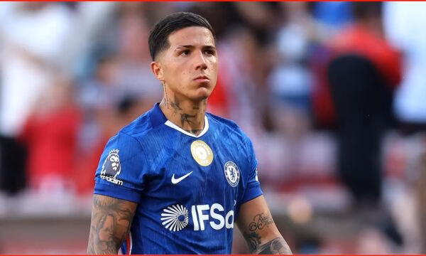 Man City ofron 120 milionë euro për Enzo Fernández, Chelsea kërkon më shumë