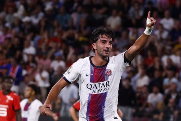 “Shpëtimtari” i PSG i zhgënjyer pas debutimit me PSG edhe pse shënoi dy gola
