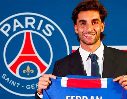 Zyrtare: Prezantohet Ferran Torres, PSG i jep numrin special në fanelë