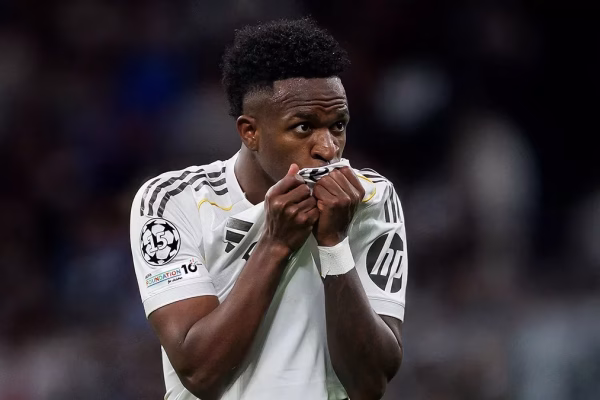 Zyrtare: Junior rinovon kontratën me Real Madridin deri në vitin 2032