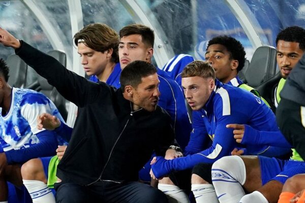 Trajneri Alonso nuk i përfshin në ekipin e parë, 4 lojtarë të Chelsea stërviten veçmas në mjediset e Akademisë