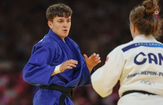 Edhe Laura Fazliu kalon në gjysmëfinale në “Taranto 2026”