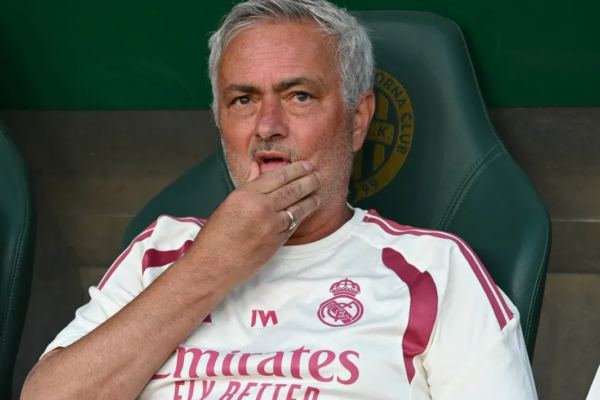 Mourinho nuk është i kënaqur me golat, i vendos kusht të fortë superyllit të tij