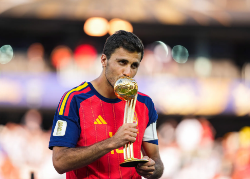 Ngecin negociatat Rodri-Real Madrid, Barcelona kërkon të përfitojë