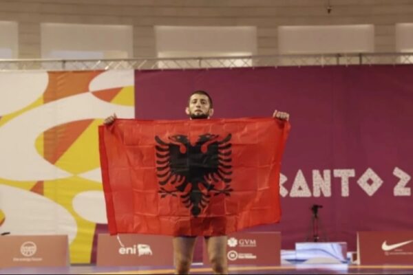 Taranto 2026 në RTSH/ Dudaev dhe Abakarov i japin Shqipërisë medalje të artë dhe të argjendtë