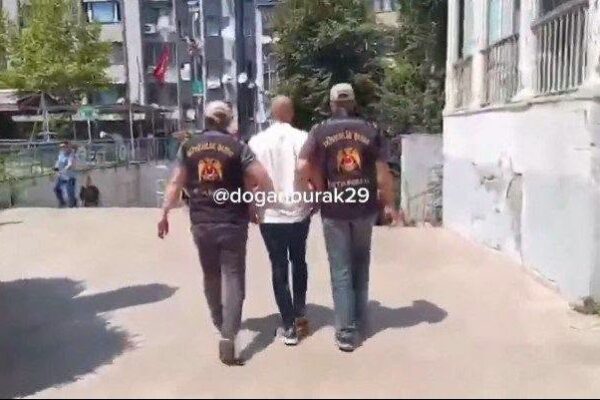 “Musiala te Galatasaray”, gazetari turk përfundon në paraburgim për shpifje
