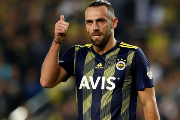 Bomberi kosovar i prin sulmit të Fenerbahçes në përballjen ndaj Lyonit