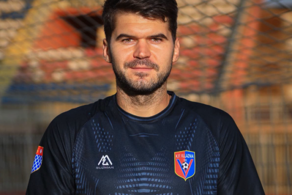 Portieri i kombëtares së Moldavisë firmos me Vllazninë