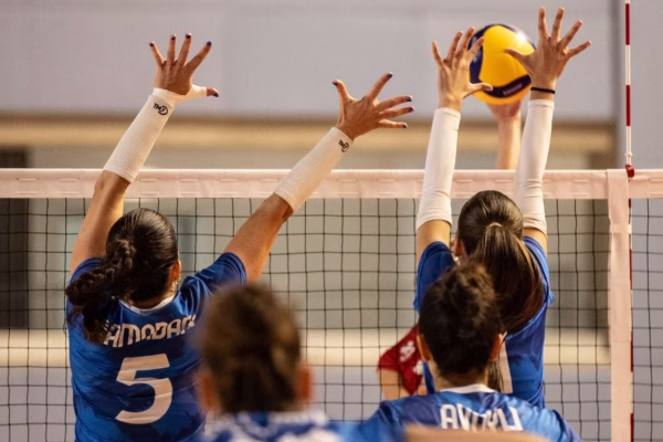 Dita e gjashtë e Lojërave Mesdhetare, Kosova përfaqësohet në futboll, hendboll, volejboll, tenis e not