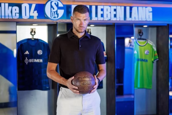 Xheko mbetet te Schalke, firmos për një vit