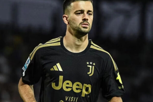 Lazio mendon për transferimin e Edon Zhegrovës nga Juventus