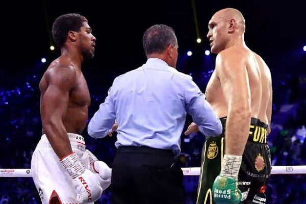 Zyrtare: Caktohet data dhe stadiumi për meçin Joshua vs Fury