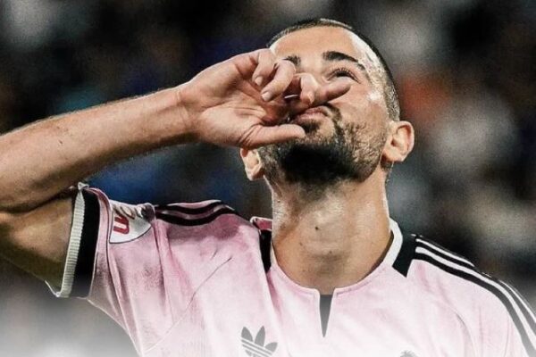 Fabrizio Romano: Zhegrova jashtë listës së Juventusit në Europa League!?
