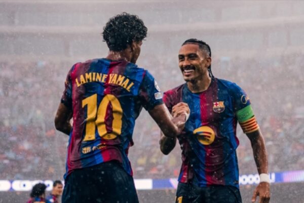 Pesë gola dhe spektakël në Camp Nou, Barcelona shkatërron Feyenoordin